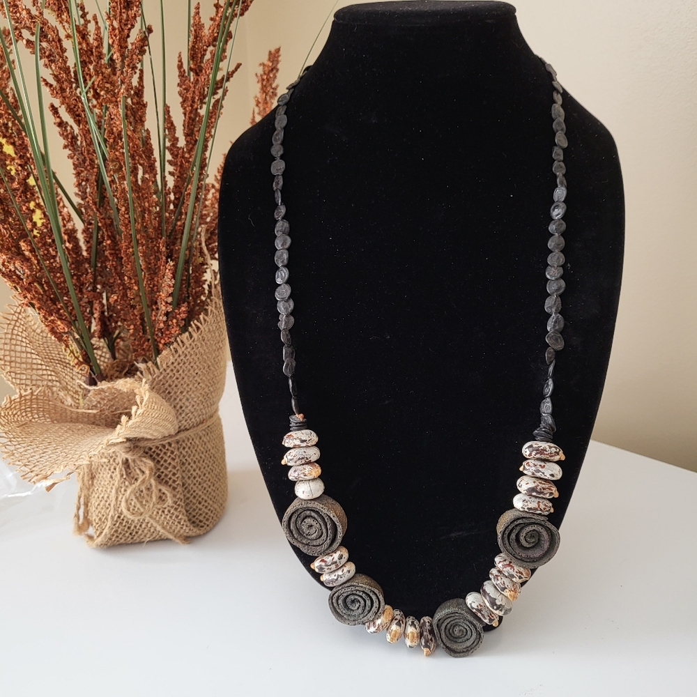 Natural Materials Necklace